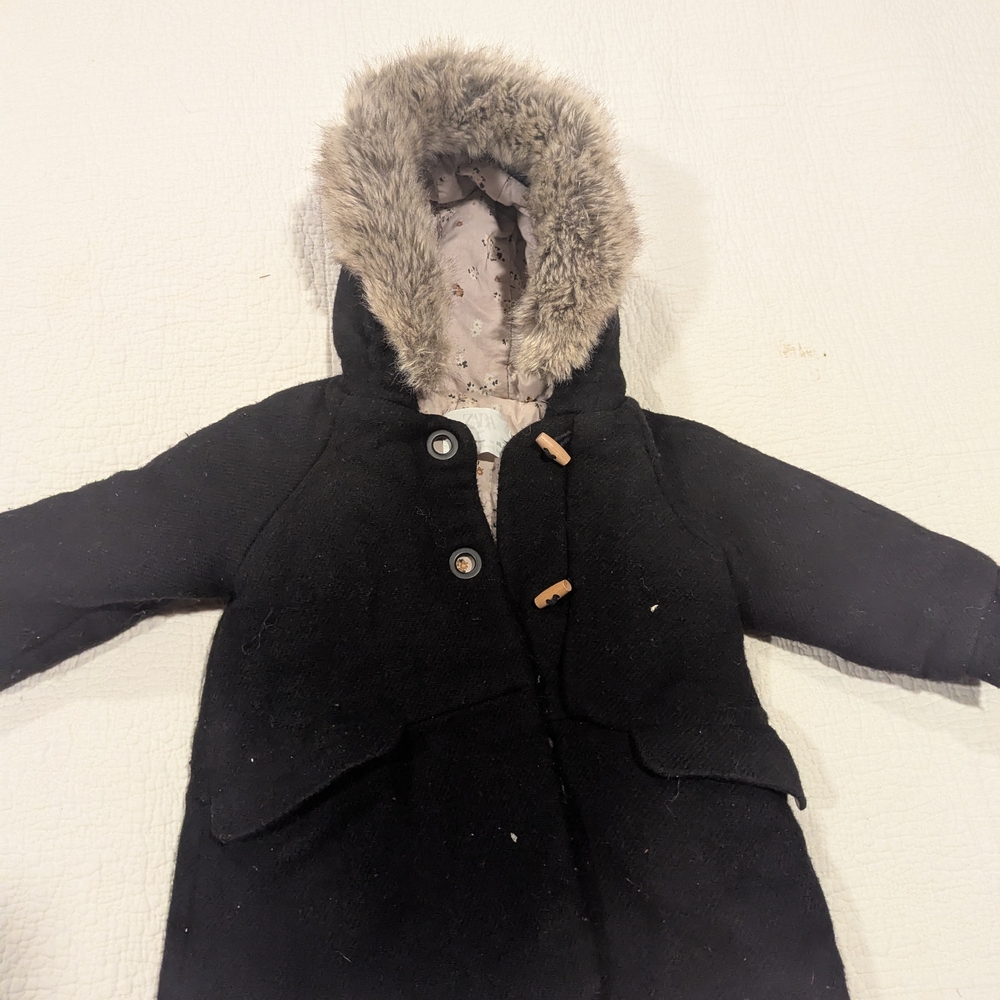 Cozy Black Kids Jacket with Faux Fur Hood